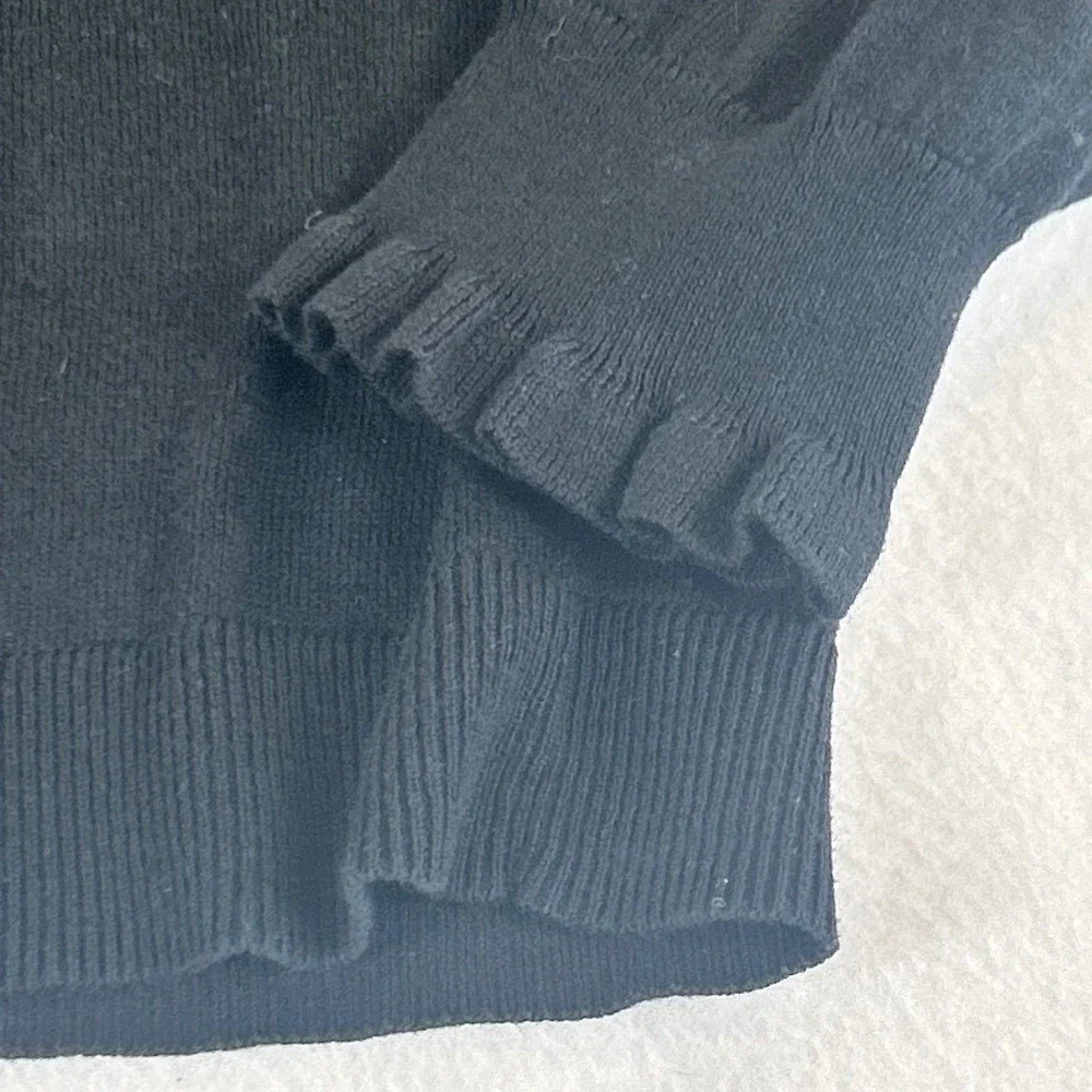 J.Crew‎ Womens Black Rhinestone Shoulder Button Ruffle Cuff Sweater Large 01741